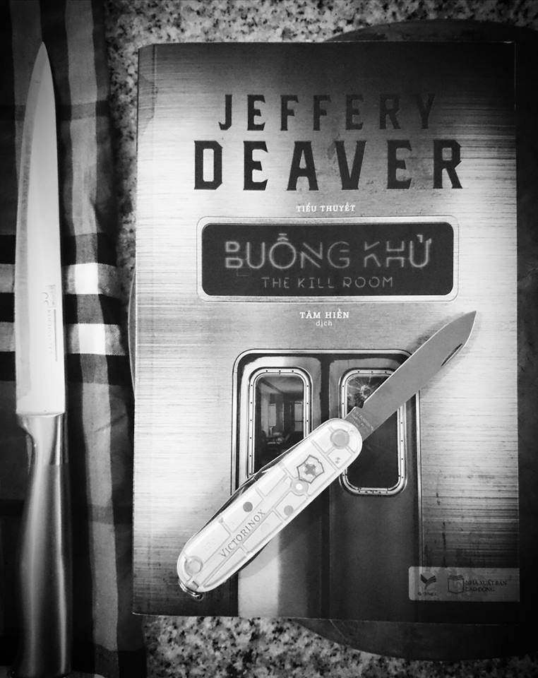 buong-khu-jeffery-deaver-lat-tay-vu-an-mang-dang-sau-be-boi-chinh-tri-daiquangialamahoang-org-40-2